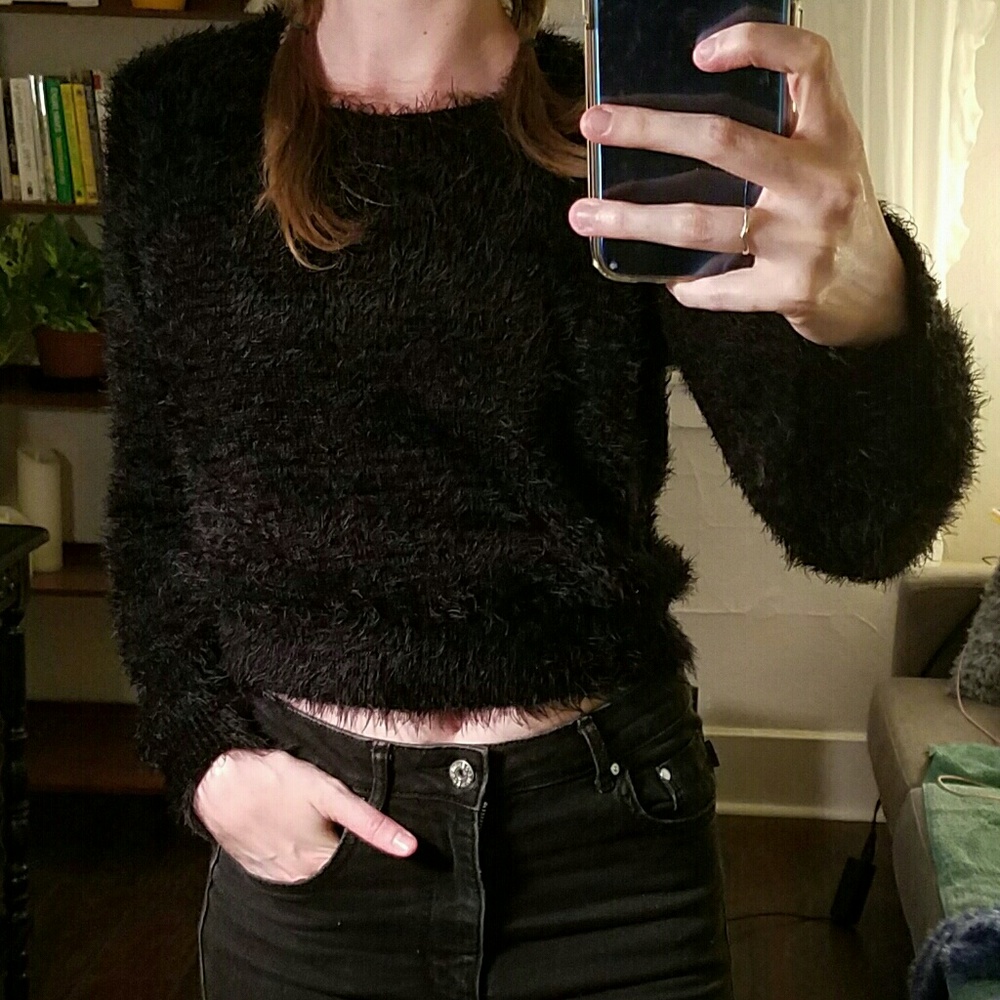 black fuzzy cropped sweater