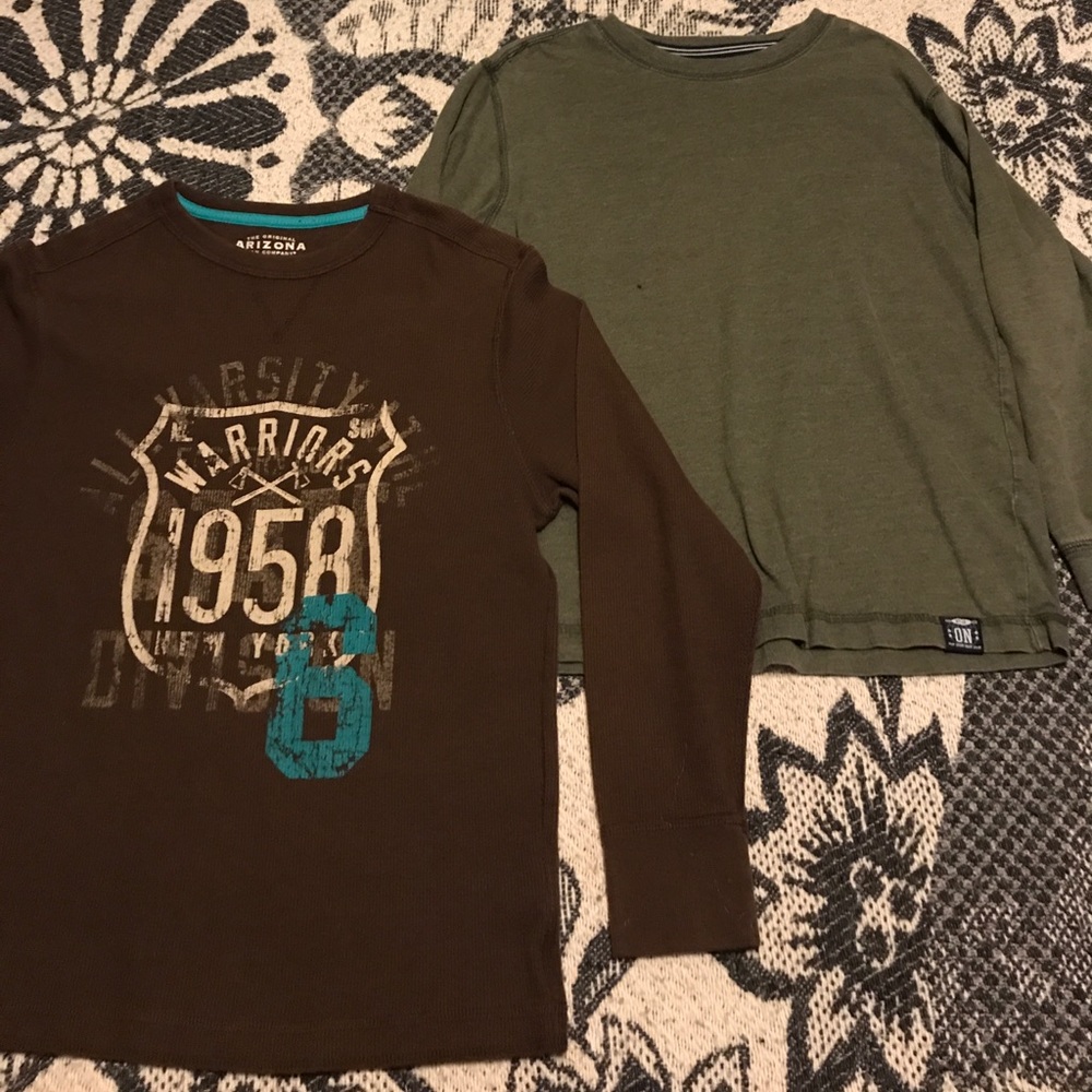 set of 2 long sleeve tee shirts