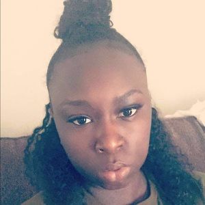 Meet your Posher, Kim