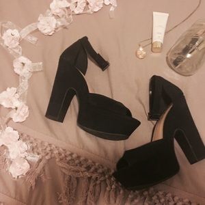 Suede platform sandals