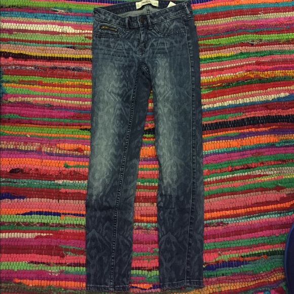 SOLD 💰 - Picture 3 of 6