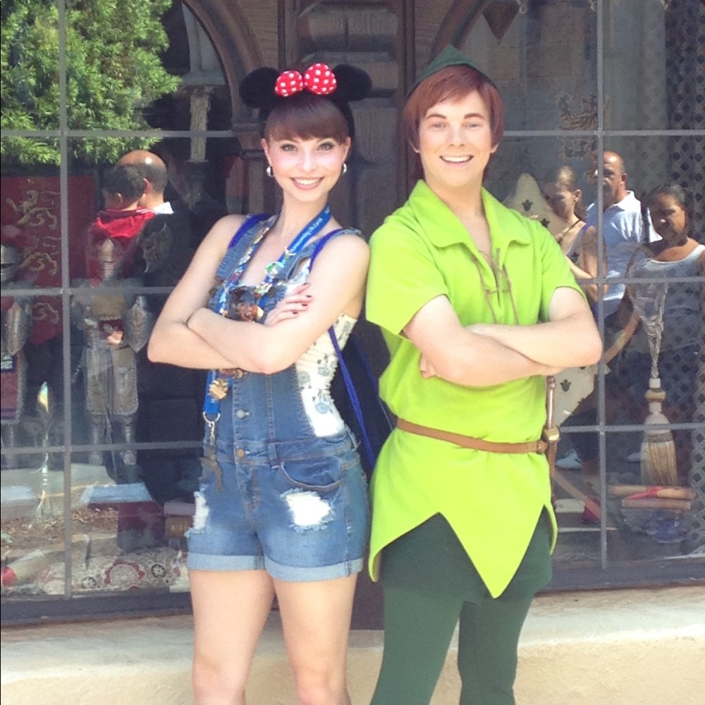 Denim, overall shorts! Size M :)