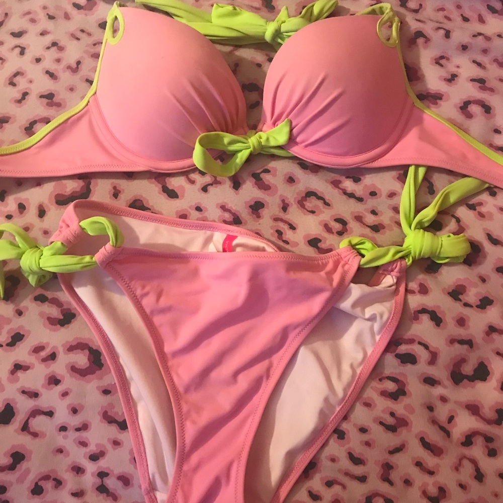 VS push up bikini