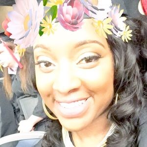 Meet your Posher, Diana