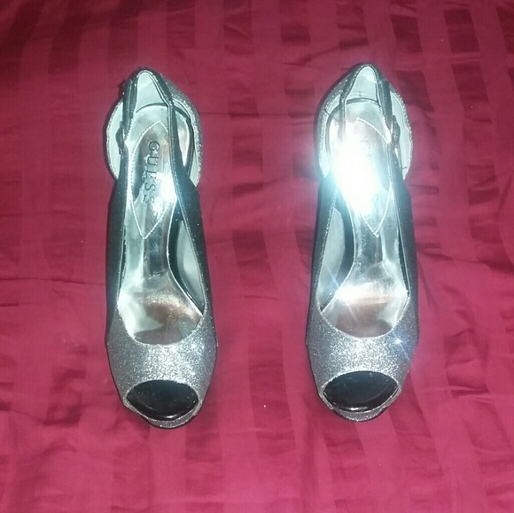 💋GUESS HONDO GLITTER PUMPS - Picture 5 of 5