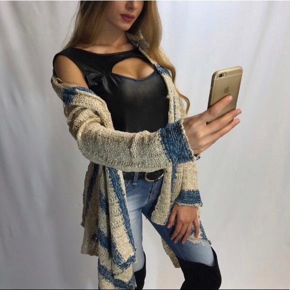 Solddd Outtt - Picture 3 of 4