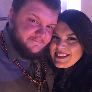 Meet your Posher, Casey