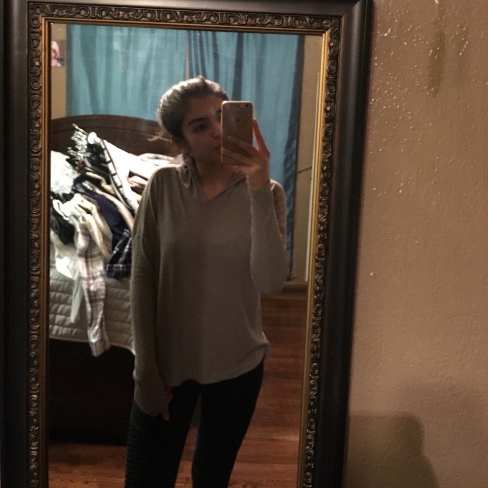 Forever 21 hoodie top