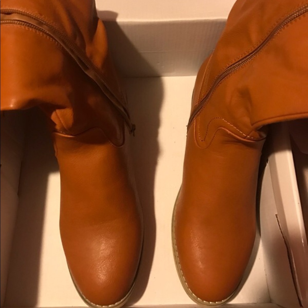 NEW Brown tall boots