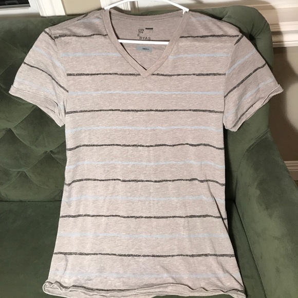 Two ON THE BYAS t-shirts for Men - Picture 3 of 3