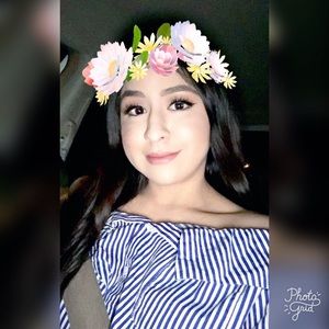 Meet your Posher, Amaris