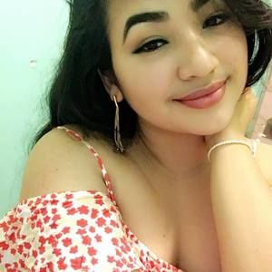 Meet your Posher, Alejandra