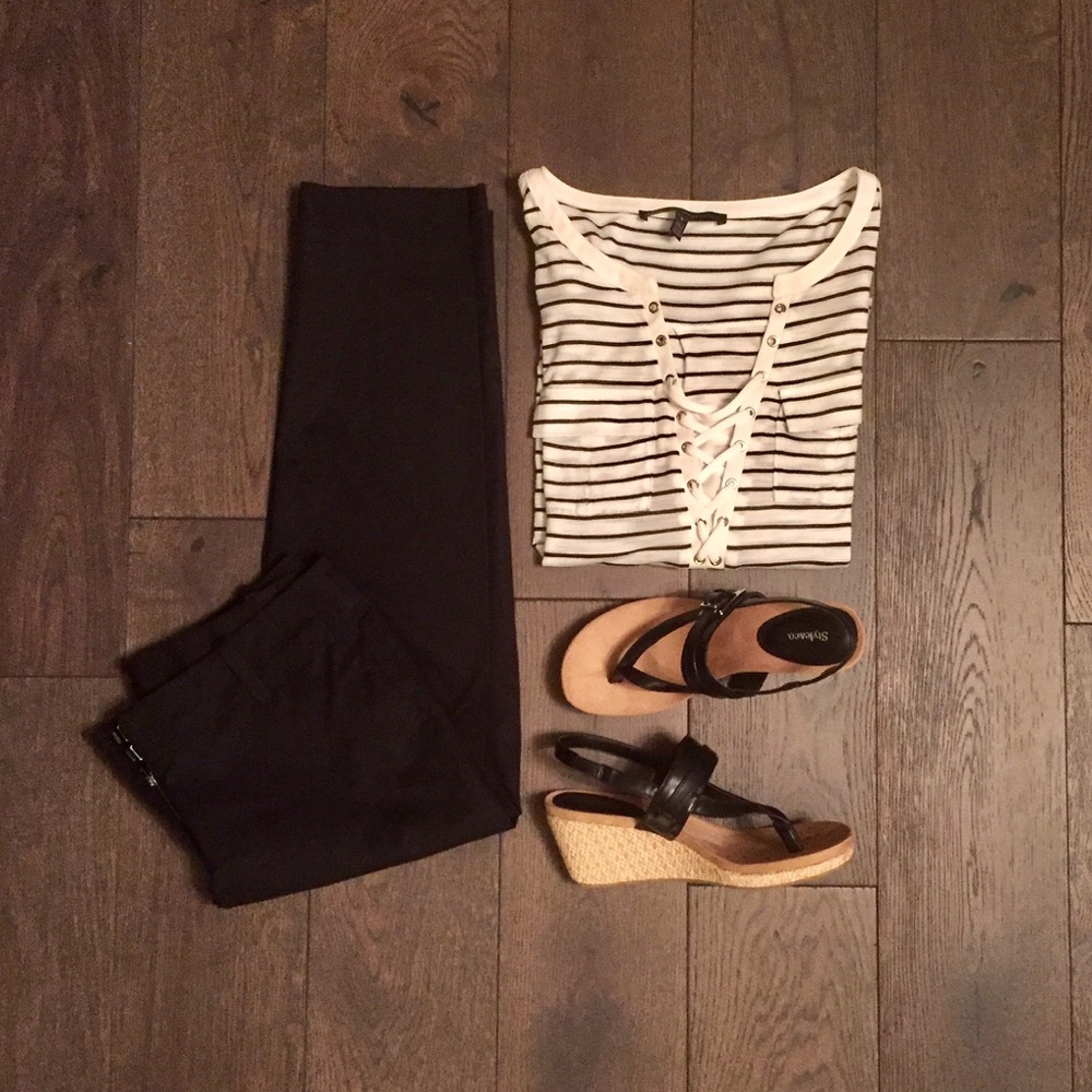 Ann Taylor Black Cropped Pants