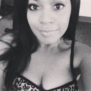 Meet your Posher, Jenessa