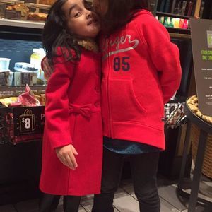 Meet your Posher, Sehrish