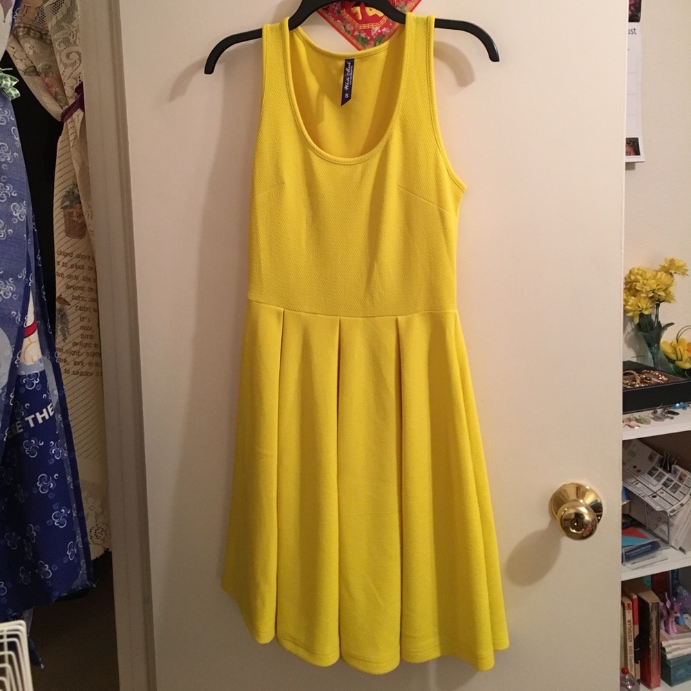 Yellow dress!