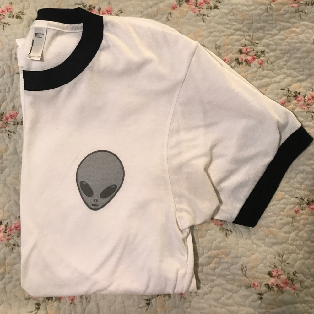 AMERICAN APPAREL | Alien Decal Ringer Tee