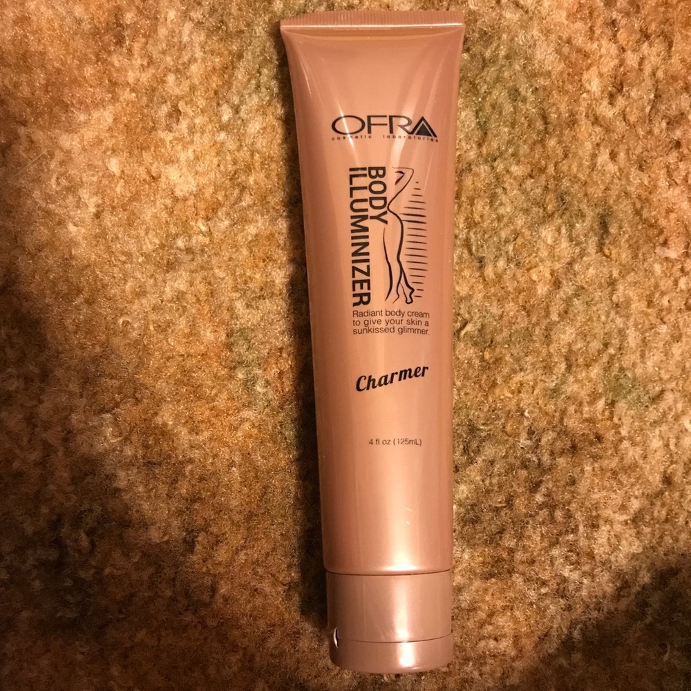 Ofra body illuminizer