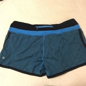 Lululemon shorts sz 12
