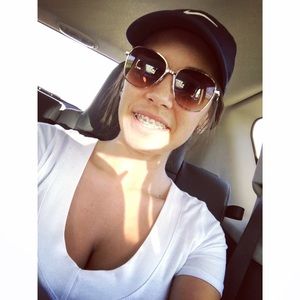 Meet your Posher, Miranda