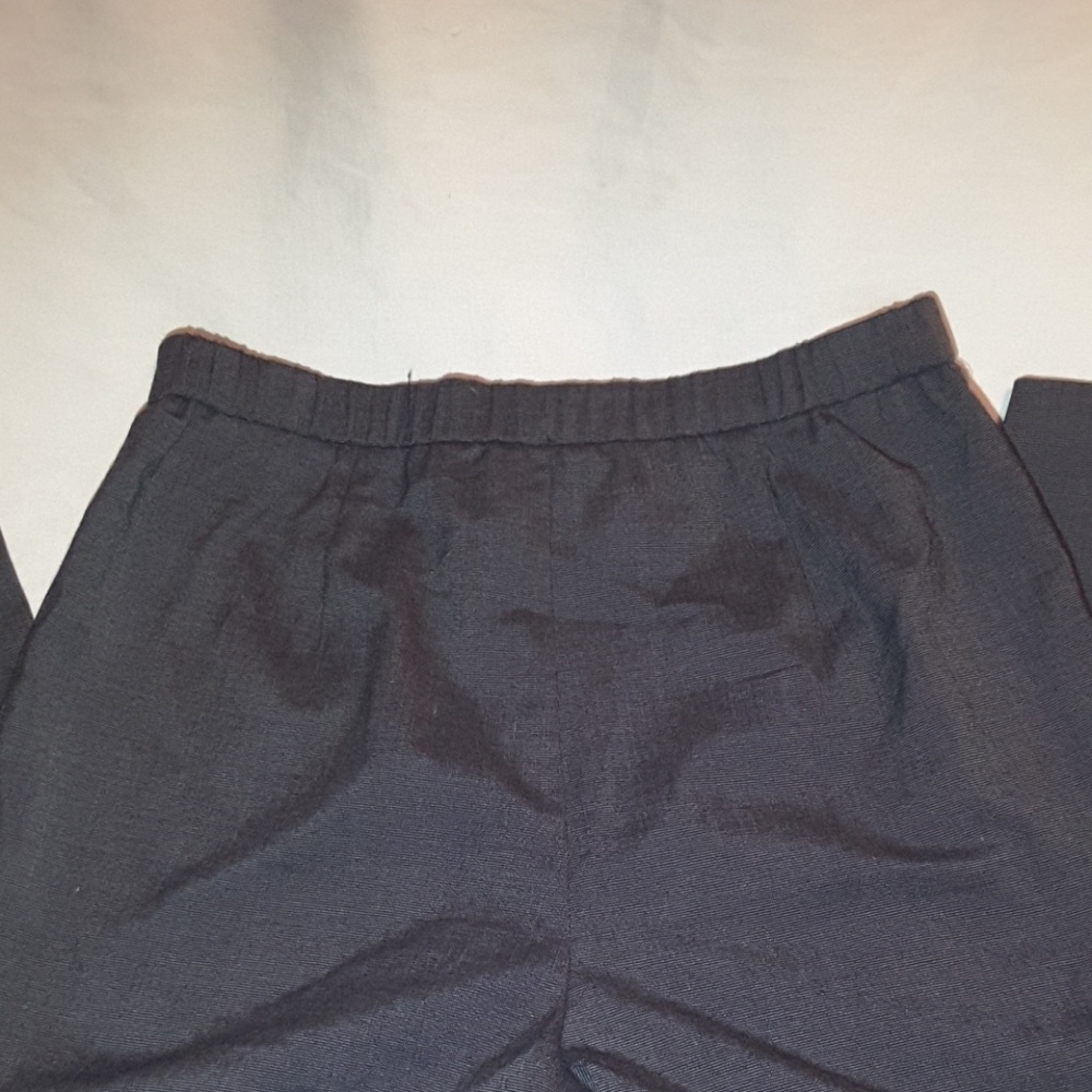 Dress pants size 4 petite - Picture 2 of 4