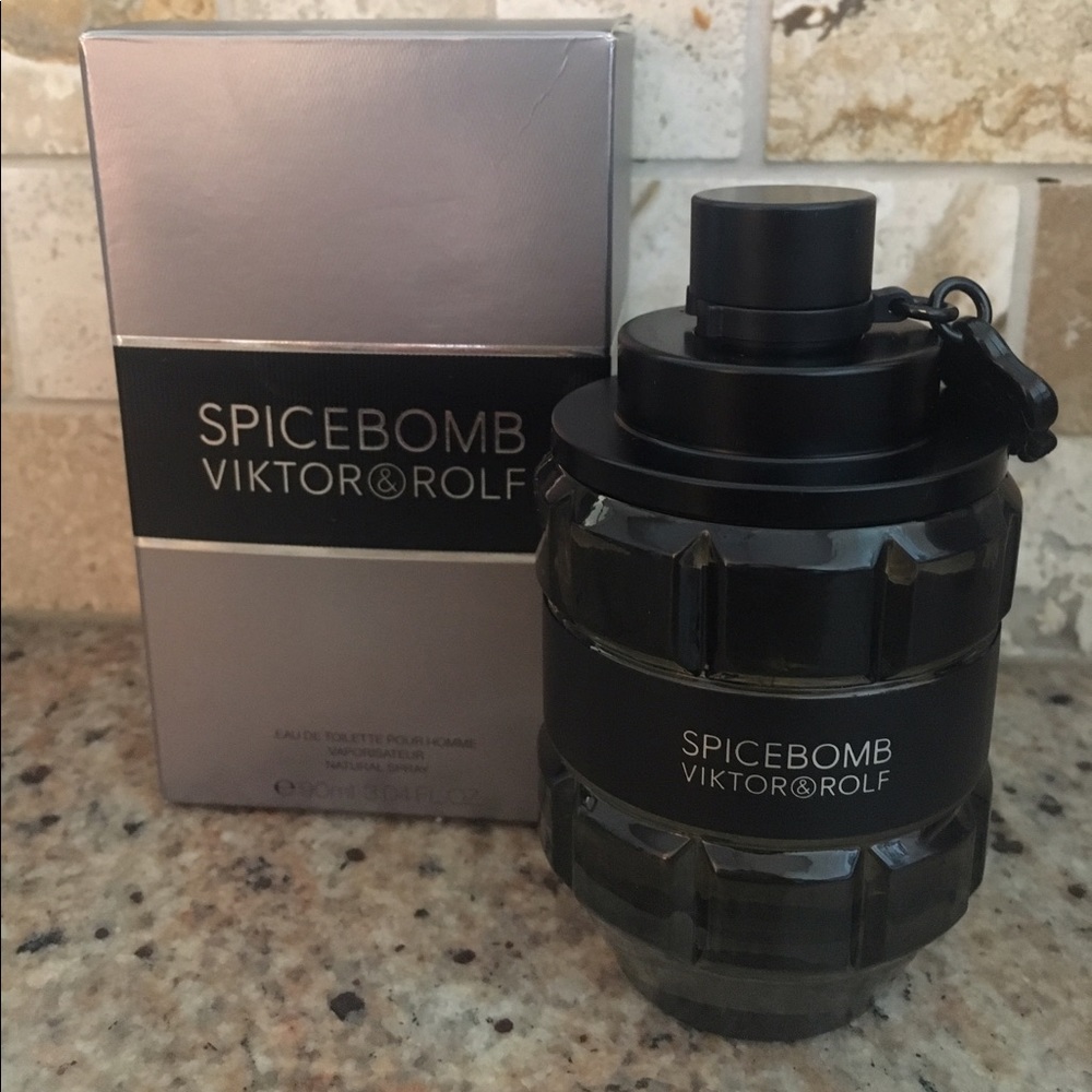 New SpiceBomb by Viktor & Rolf
