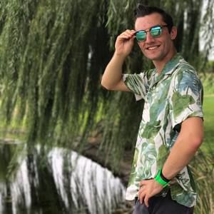 Meet your Posher, Andrew