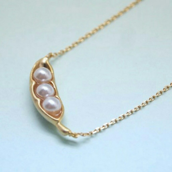 • HP {Boutique} Sweet Peas Pod Necklace - Picture 6 of 6