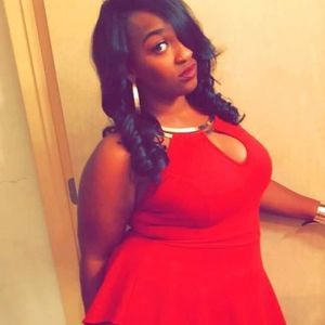 Meet your Posher, Phoebe