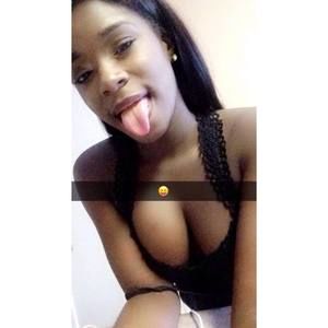 Meet your Posher, Cece