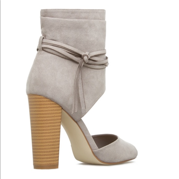 Leila Stone Chelsy Bootie Taupe Suede - Picture 4 of 8