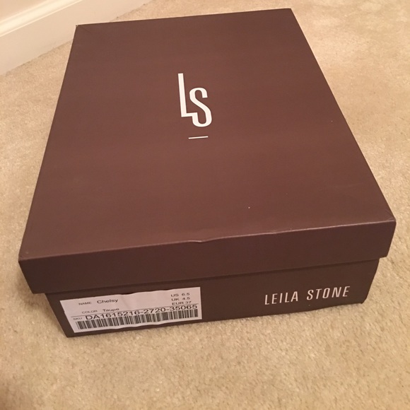 Leila Stone Chelsy Bootie Taupe Suede - Picture 7 of 8