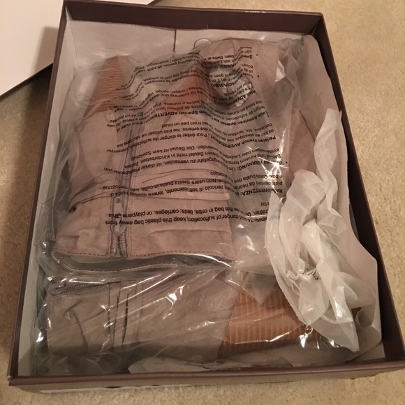 Leila Stone Chelsy Bootie Taupe Suede - Picture 8 of 8