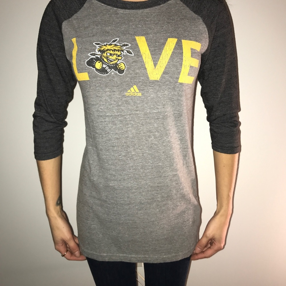 3/4 sleeve Shockers top