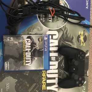 Playstation 4 With infinte warfare