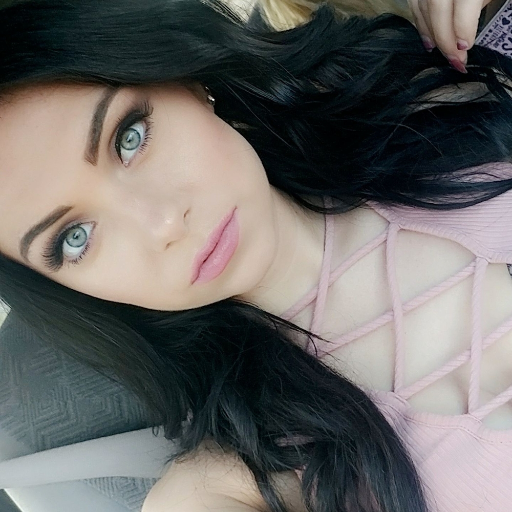 Meet your Posher, Leia