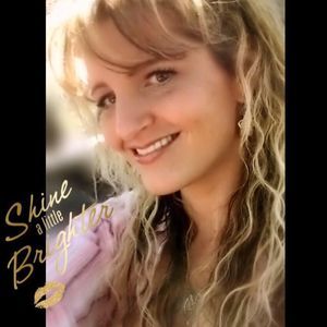 Meet your Posher, Stacy