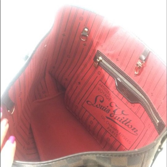 Authentic LV Neverfull MM - Picture 2 of 3