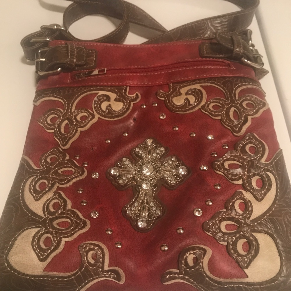 Cross-body purse