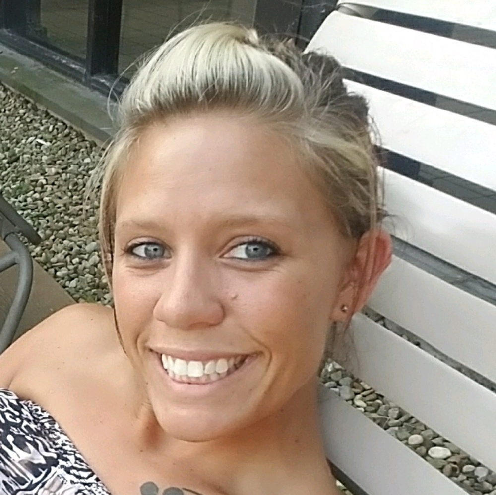 Meet your Posher, Lacy