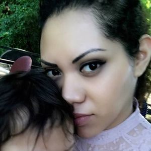 Meet your Posher, Yessica