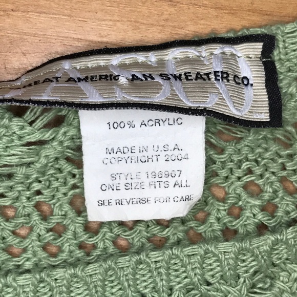 The Great American Sweater Co crochet knit poncho - Picture 4 of 4