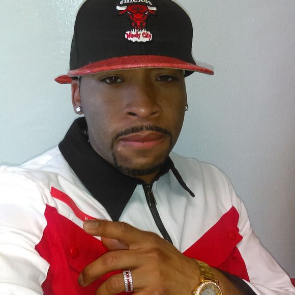 Meet your Posher, Kenneth - Picture 1 of 1