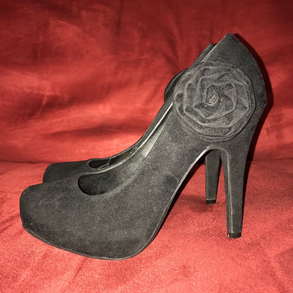 Black bamboo brand heels