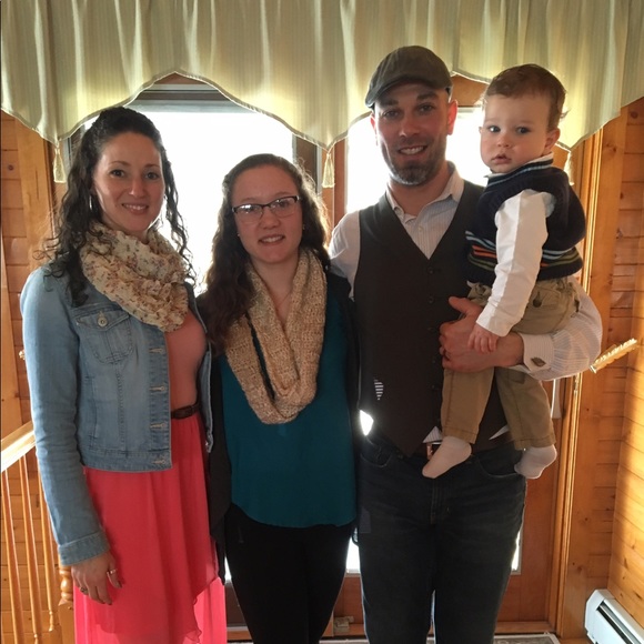 Meet your Posher, Tiffany - Picture 1 of 1