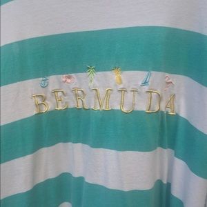 URBAN OUTFITTERS "BERMUDA" LONG SLEEVE (CHEAP!!!!)