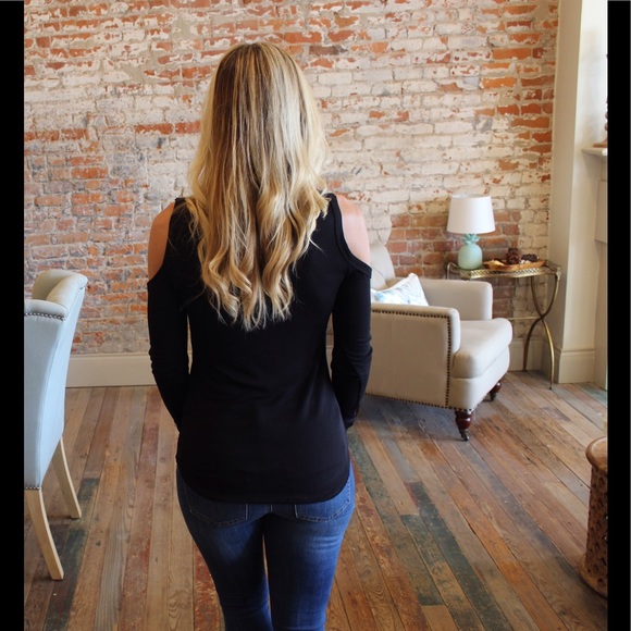 Black cold shoulder lace up ribbed knit top - Picture 4 of 4