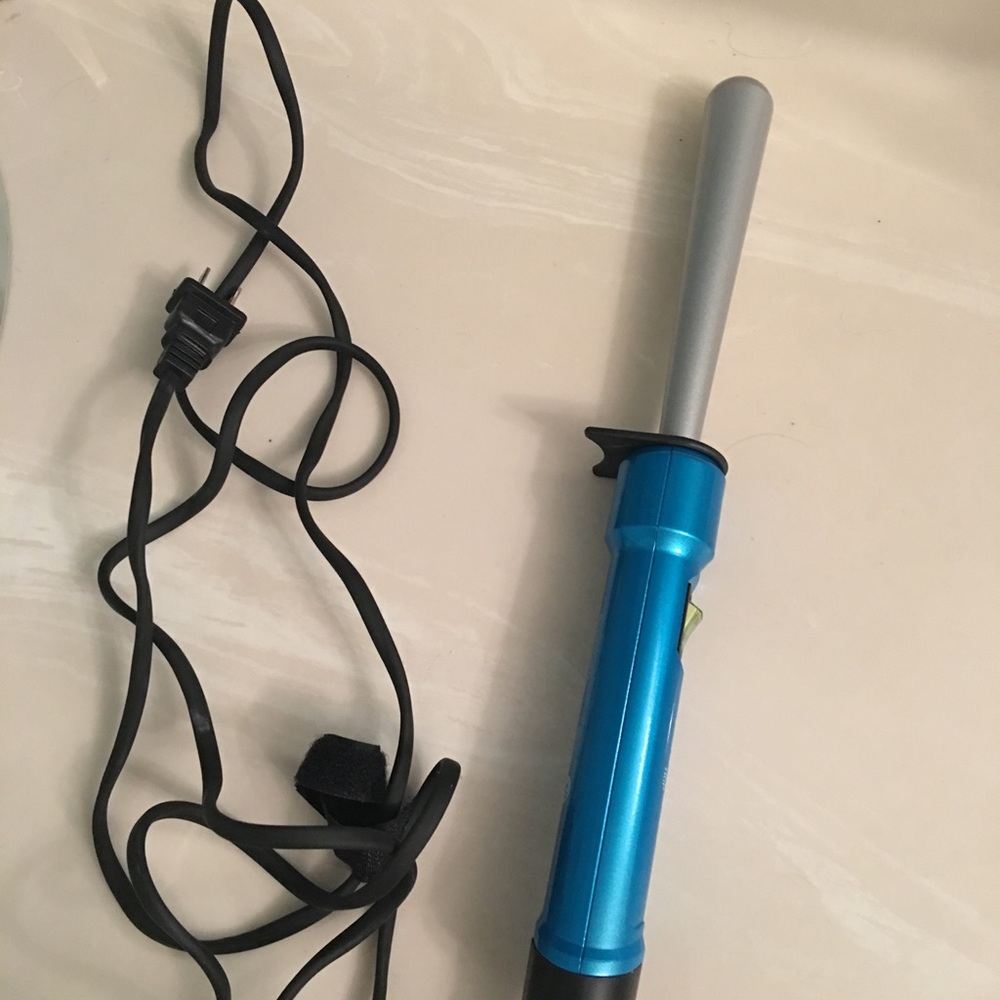 BedHead curling wand