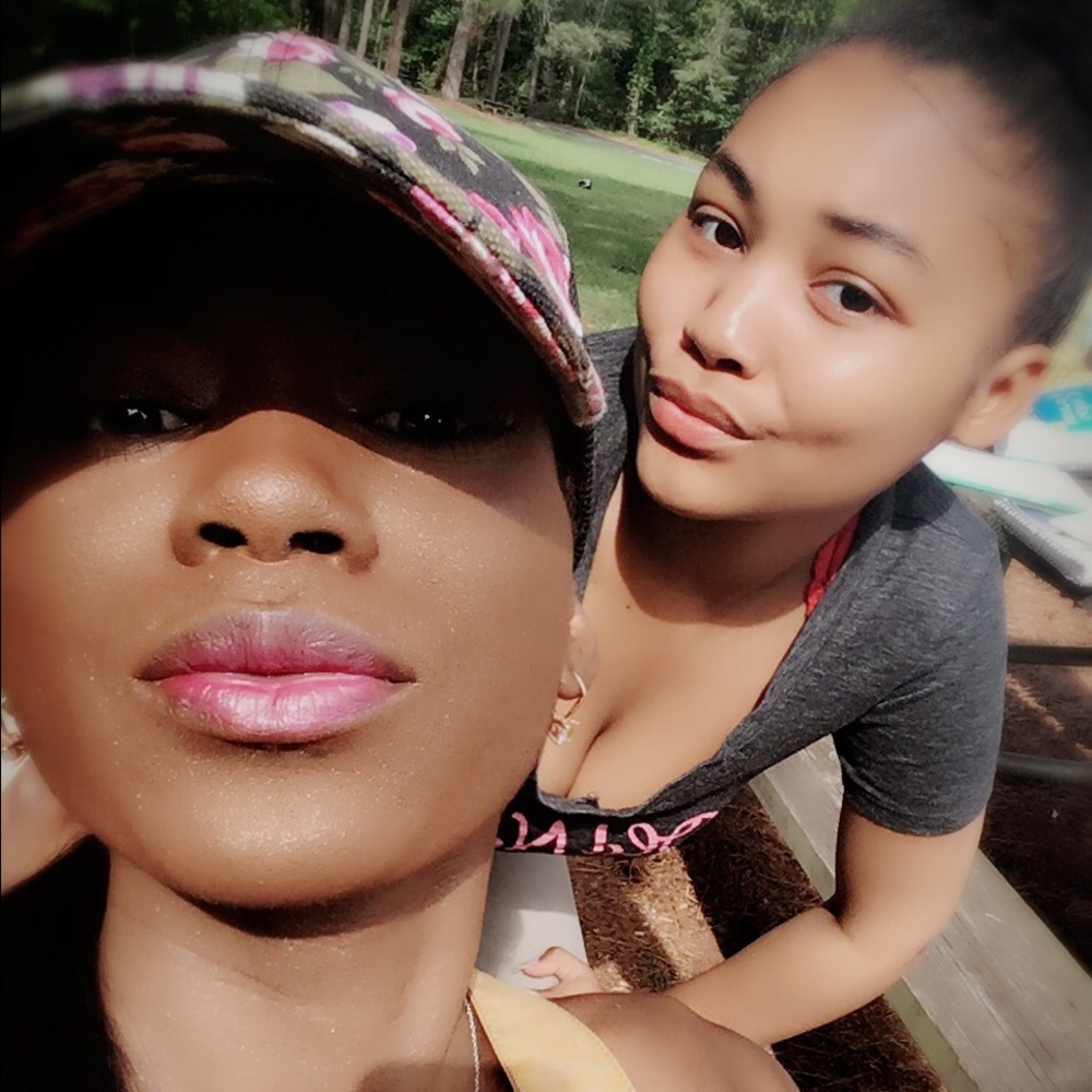 Meet your Posher, Tanisha