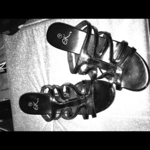Black sandals with a small chunky heel